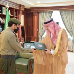 وزارة الشؤون الإسلامية تنفذ برنامجي خادم الحرمين الشريفين لتفطير الصائمين وتوزيع التمور في مملكة تايلند