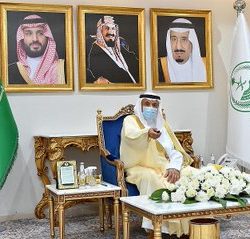 سمو أمير الرياض يستقبل رئيس مجلس الغرف السعودية