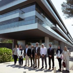 الأمير حسام بن سعود أثناء استقبال المراجعين : “ وضعنا هنا لخدمة المواطنين والمقيمين بالمنطقة”