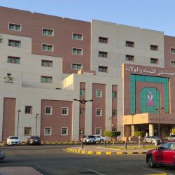 وزير التعليم يبحث مع نائب الرئيس التنفيذي لقطاع التعليم في شركة مايكروسوفت أوجه التعاون في البرمجيات التعليمية