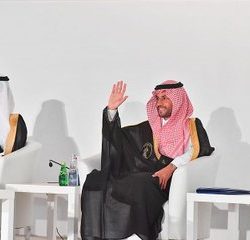 الزهرة يقترن باورانوس … فجر السبت