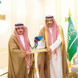 سمو محافظ جدة يستقبل فريق مدرسة الرازي الفائز ببطولة المملكة لنخبة دوري المدارس