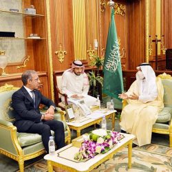 سمو أمير القصيم يكرم المشاركين بحملة “حياتك أهم2” ويتسلم تقريراً عن أعمالها