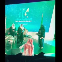 النقل” تدعم شبكة الطرق بأكثر من 200 ألف علامة أرضية تعمل بالطاقة الشمسية