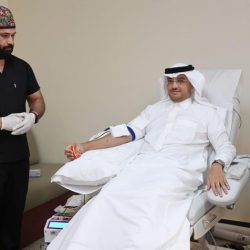  سعادة رئيس الغرفة التجارية بمنطقة جازان يفعل مبادرة يستفتونك