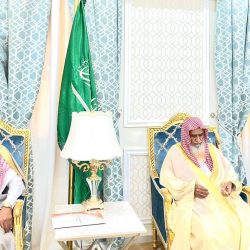 سمو أمير منطقة الباحة يطلع على نتائج تقويم أداء الإدارات الخدمية وانجازاتها