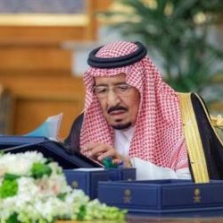 مدير ادارة المديرية العامة لمكافحة المخدرات بمنطقة جازان يفعل مبادرة يستفتونك