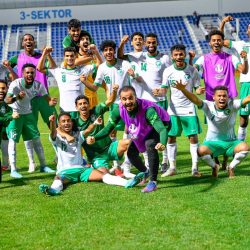 سموُّ أميرِ منطقةِ الجوف يُدَشِّنُ ميدانَ الأضارعِ للهجن ويشهدُ أولَ سباقاته