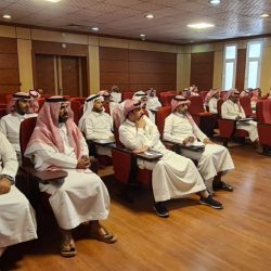 محافظ بيشة يفتتح معرض بلدية بيشة التعريفي لأعمال مُعالجة مظاهر التشوهات بالمحافظة..