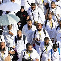 وزير الشؤون الإسلامية يفتتح معرض “واحات” لاستعراض مشاريع الوزارة التقنية والخدمية في موسم الحج