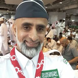 إدارة التطوع وفرقها التطوعية بجمعية مراكز الاحياء بمكة توزع أكثرمن1500مظلة بالتعاون مع STC مكة