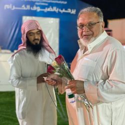 ولي العهد يستقبل نائب رئيس الوزراء والممثل الخاص لسلطان عمان لحظة وصوله مطار جدة