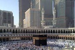 معرض اللغات والترجمة بالمسجد الحرام يستعرض بداية الترجمة الفورية وتطورها