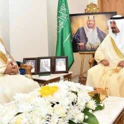 سمو أمير تبوك يطلع على برامج وأنشطة جمعية الأمير فهد بن سلطان الخيرية