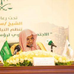 وزارة الحج والعمرة تتيحُ تأديةَ “العمرة” للقادمين إلى المملكة بجميع أنواع التأشيرات