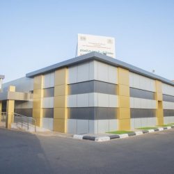 شرطة جازان تقبض على (14) مخالفًا لنظام أمن الحدود لتقدمهم لإحدى مؤسسات نقل المعتمرين بمستندات مزورة