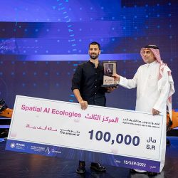 سمو أمير القصيم يطلق الموقع الإلكتروني لجائزة الشاب العصامي ويعلن عن إضافة فرع خراف النخيل