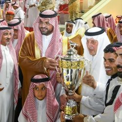 الحويطي / تنفيذ أعمال كنس آلي بطول 2840 كم في خميس مشيط