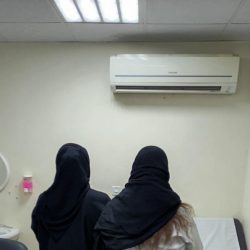 دوريات الأمن بمحافظة جدة تقبضُ على مخالفين لنظام أمن الحدود ومقيم بحوزتهم (244) قرصًا من مادة الإمفيتامين المخدِّر