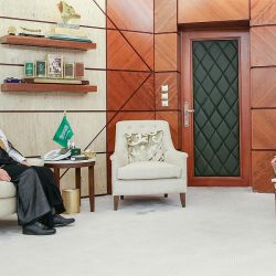 سمو أمير منطقة جازان يستقبل وفدا من الإدارة العليا لشركة “ستاربكس”