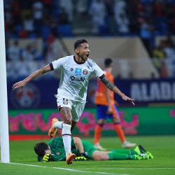 كيفية النهوض بالحرف التراثية واستثمارها ضمن البرنامج الثقافي المصاحب لمعرض الرياض