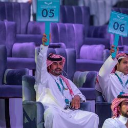 سمو الأمير فيصل بن مشعل يتوّج الفائزين بسباق رالي القصيم