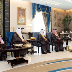 ” تخصصي تبوك ” ينجح في استئصال ورم سرطاني وزنه 7 كجم من صدر شاب مقيم 