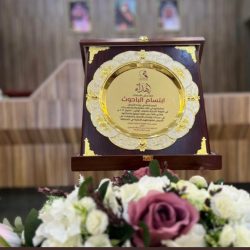 المدير التنفيذي لمنصة ” حياك” السياحية تبحث الفرص الوظيفية لخريجات تقنية البنات بالباحة