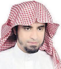 #كريم_بنزيمة لاعب ريال مدريد يفوز بجائزة الكرة الذهبية لأفضل لاعب في العالم.