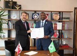 سمو رئيس اتحاد الفروسية يتوج الفائزين بشوط الاتحاد في جولات لونجين لقفز الحواجز بالدرعية