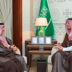 سمو الأمير سعود بن نايف يستقبل فريق عمل مبادرة “الشرقية تبدع”