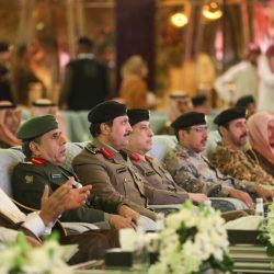 محافظ محايل يتفقد بلدية المحافظة