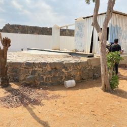 مدير الأمن العام يتفقد القيادة الميدانية لشرطة المنطقة الشرقية وإدارات أفرع الأمن العام بمنفذ سلوى الحدودي