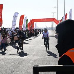 بالصور .. مجمع الملك عبدالله الطبي ينشر الوعي بمرض الإيدز في ممشى طيبة بشمال جدة