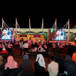 حضور جماهيري كثيف لنهائي كأس العالم 2022 في البيت السعودي بالدوحة