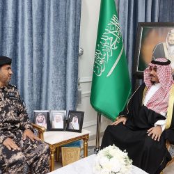 سمو نائب أمير نجران يناقش سير العمل في أمانة المنطقة