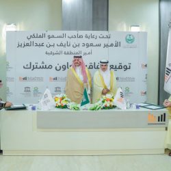 سفير جمهورية سنغافورة يزور مهرجان الملك عبدالعزيز للصقور