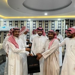 ” غسان ” يضئ منزل الأستاذ علي بن محمد ناشب حمدي