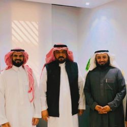 محافظ هيئة الاتصالات والفضاء والتقنية يدشن “معمل كود جامعة القصيم”