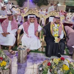 بابا نويل جاي علشان يقولكم كل سنة وانتم طيبين