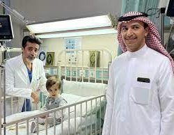 سمو رئيس اتحاد الكريكيت يستقبل اللاعب الدولي كيفن بيترسن