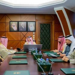 الرسم على الجداريات .. تزين العاصمة المقدسة