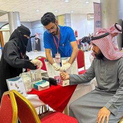 سمو أمير جازان يلتقي عددًا من مشايخ وأهالي محافظة بيش