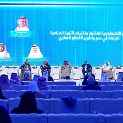 ‏الأمير ⁧‫#تركي_بن_طلال‬⁩ يلتقي شباب حبيل السلومي