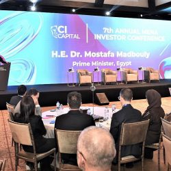 نيوم الراعي الرسمي للاعب القولف المحترف عثمان الملا