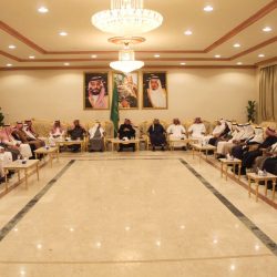 بلدية صوير توعي المواطنين بالمحافظة على البيئة وتوزع الحاويات على المتنزهات