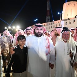 أمير تبوك يواسي أسرة اللاعب شايع النفيسة 