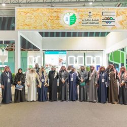 أمير تبوك يواسي أسرة العلي في وفاة فقيدها ابراهيم العلي