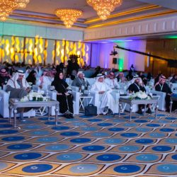 مركز الملك سلمان للإغاثة يوزع 600 سلة غذائية في مدينة بُل علم بأفغانستان