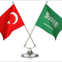 وكيل إمارة منطقة الحدود الشمالية للشؤون الأمنية يفتتح معرض الملتقى التشكيلي بطريف